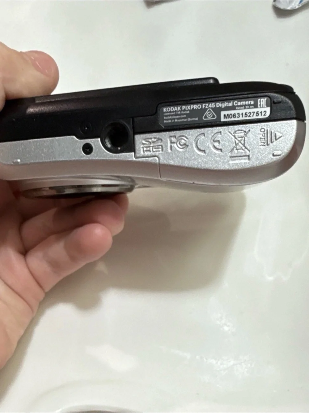 Kodak Silver Compact Digital Camera with 4X Wide Lens